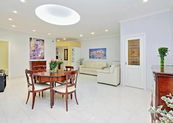 Luxury 2 Bed Flat - Close To Vatican Apartment Rome